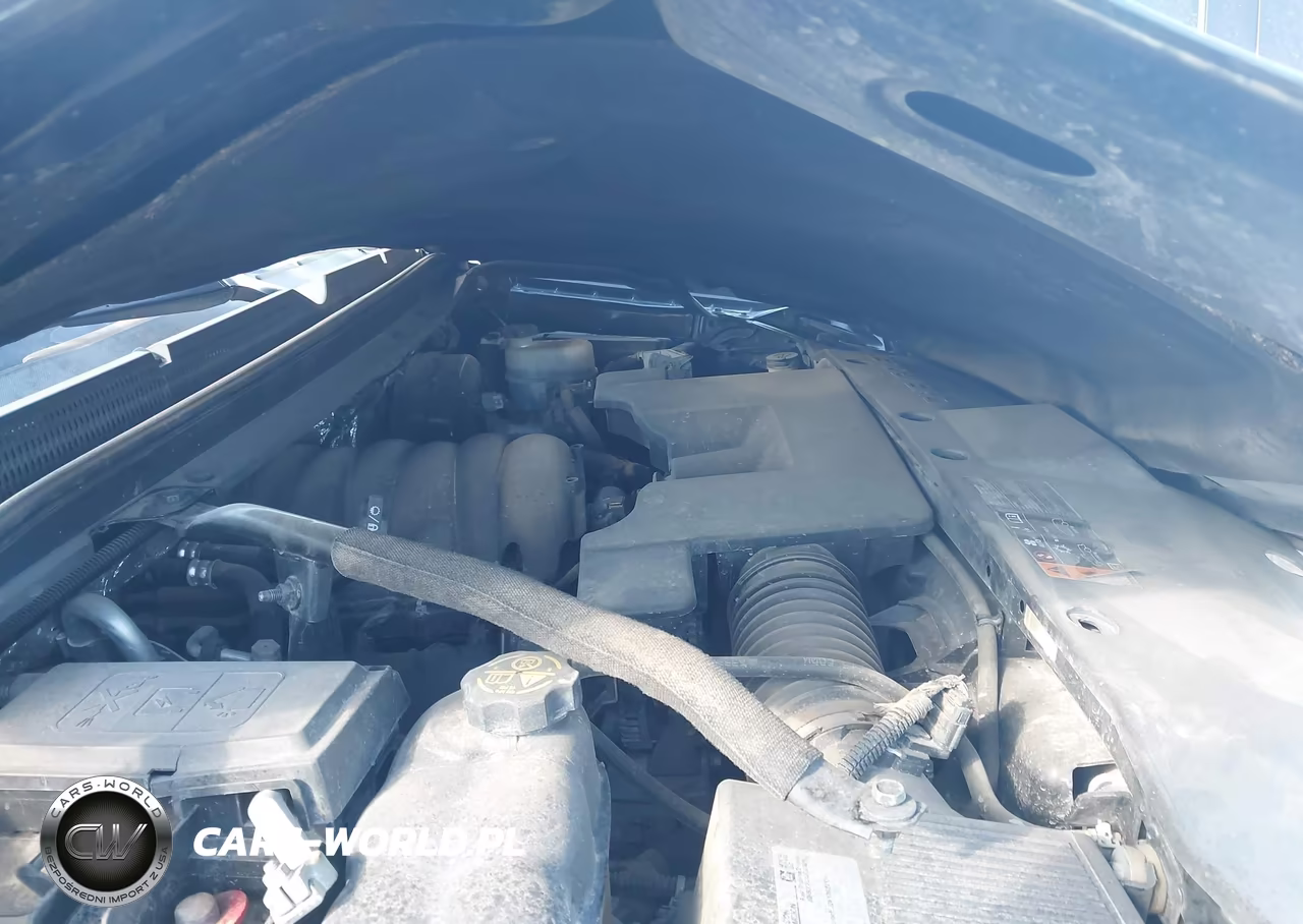 2018 Chevrolet Tahoe Premier VIN:1GNSCCKC4JR338045 - 10
