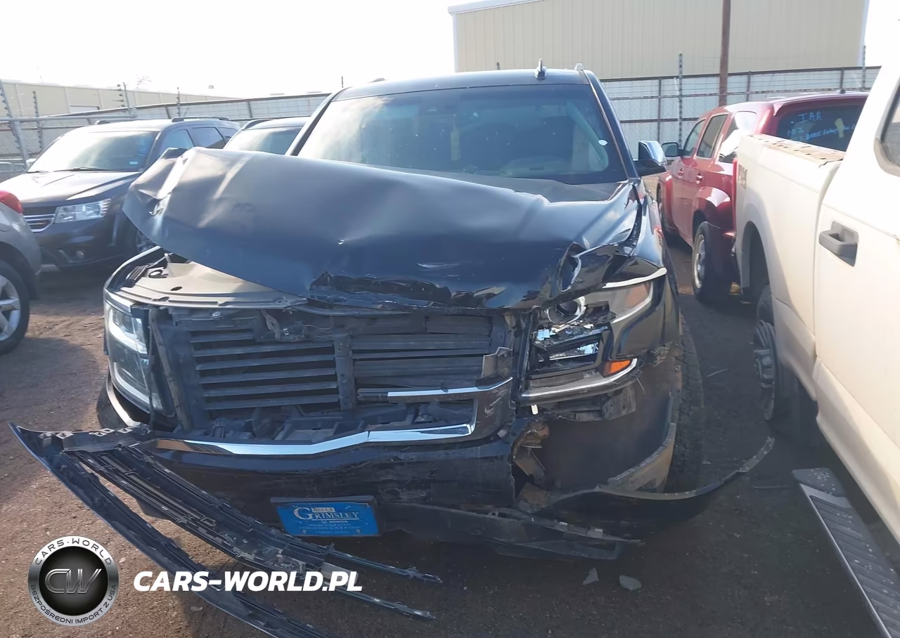 2018 Chevrolet Tahoe Premier VIN:1GNSCCKC4JR338045 - 11