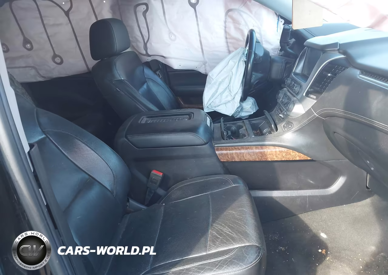 2018 Chevrolet Tahoe Premier VIN:1GNSCCKC4JR338045 - 5
