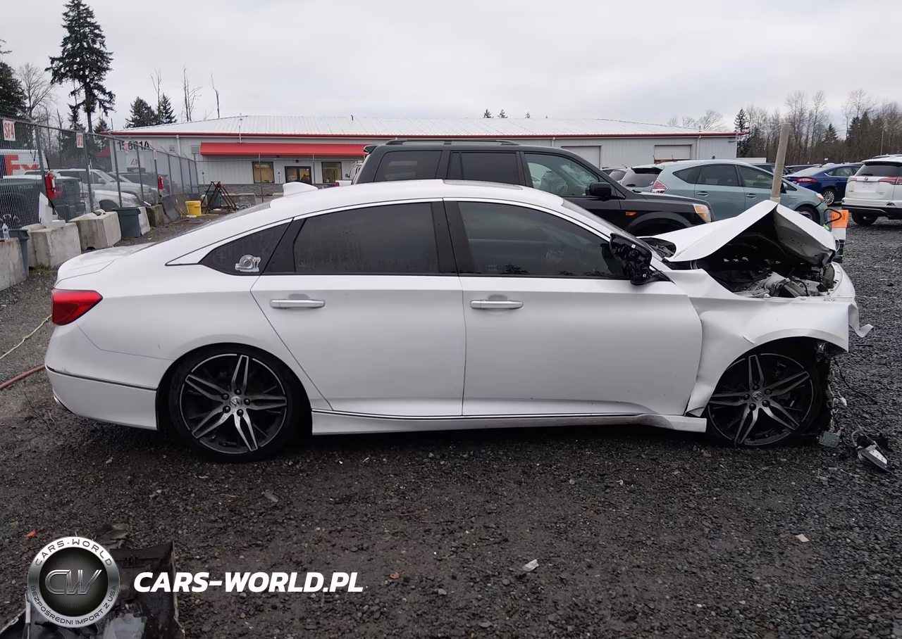 2022 Honda Accord Touring VIN:1HGCV2F98NA012626 - 13
