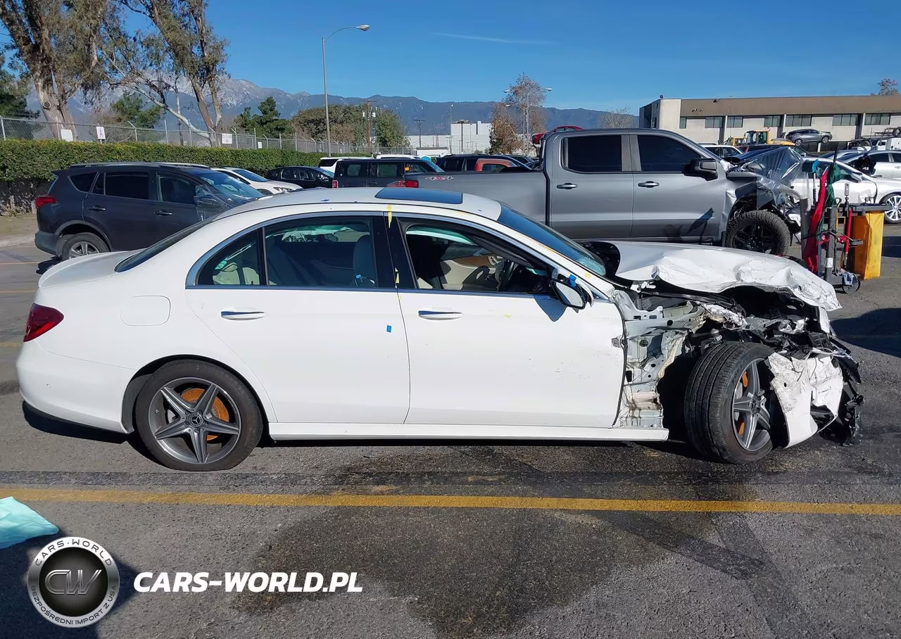 2020 Mercedes-Benz E 350 VIN:WDDZF8DB6LA752452 - 13