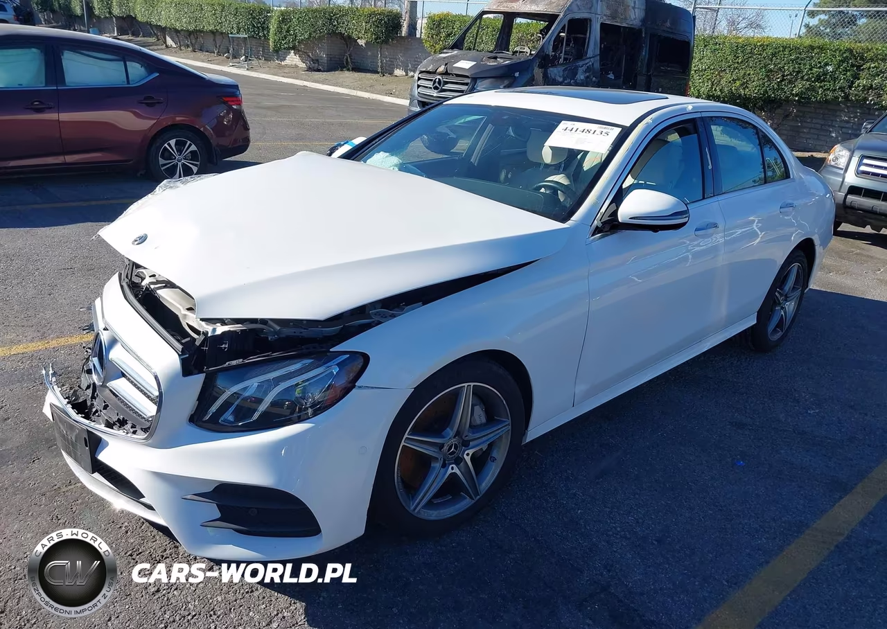 2020 Mercedes-Benz E 350 VIN:WDDZF8DB6LA752452 - 2