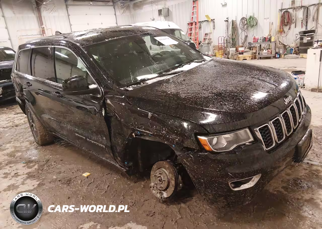 2017 Jeep Grand Cherokee Laredo 4X4