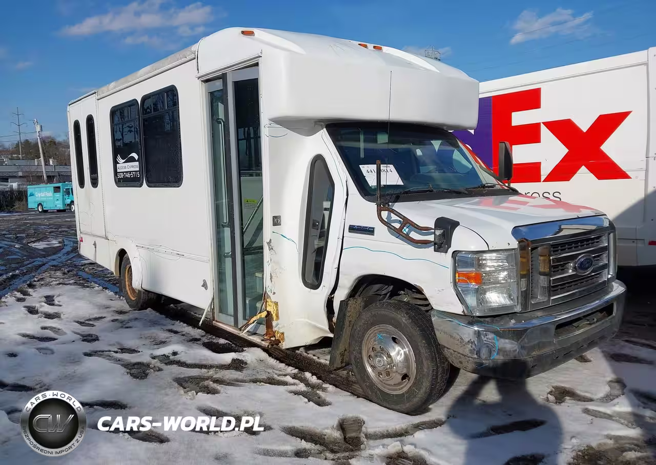2016 Ford E-350 Cutaway