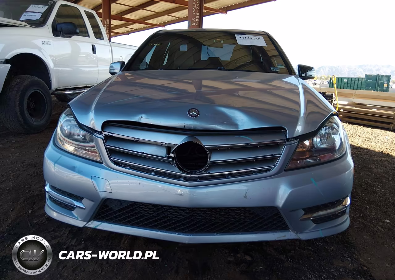 2013 Mercedes-Benz C 250 Sport VIN:WDDGF4HB3DR271247 - 12
