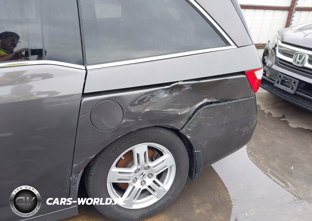 2012 Honda Odyssey Touring-Touring Elite VIN:5FNRL5H94CB079533 - 6