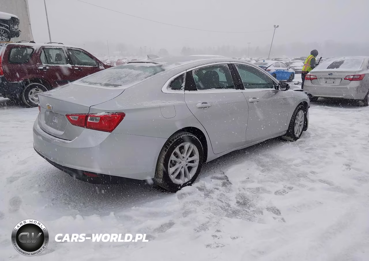 2018 Chevrolet Malibu Lt VIN:1G1ZD5ST9JF265359 - 4