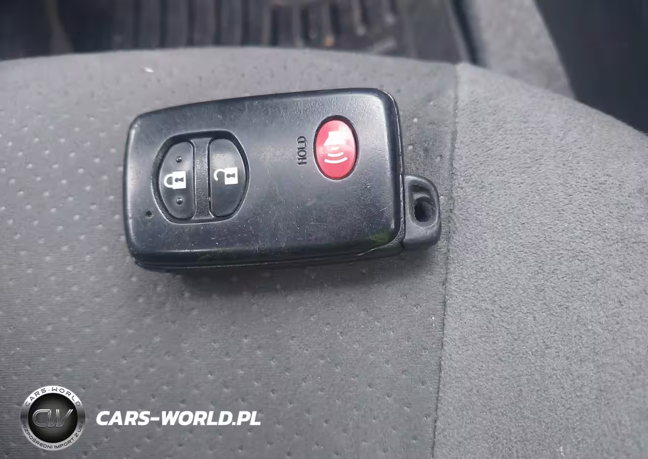 2012 Toyota Prius Three VIN:JTDKN3DU2C1530770 - 11