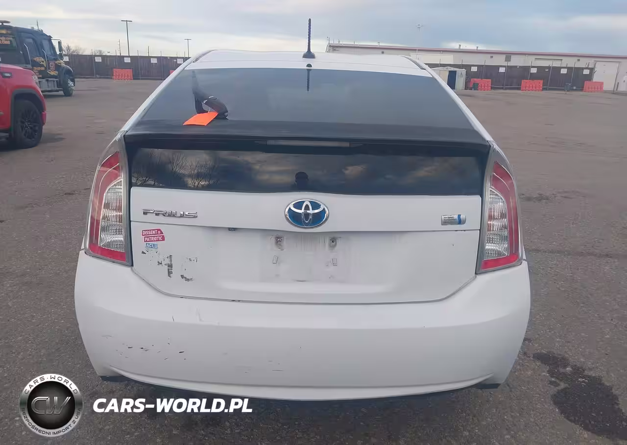 2012 Toyota Prius Three VIN:JTDKN3DU2C1530770 - 16