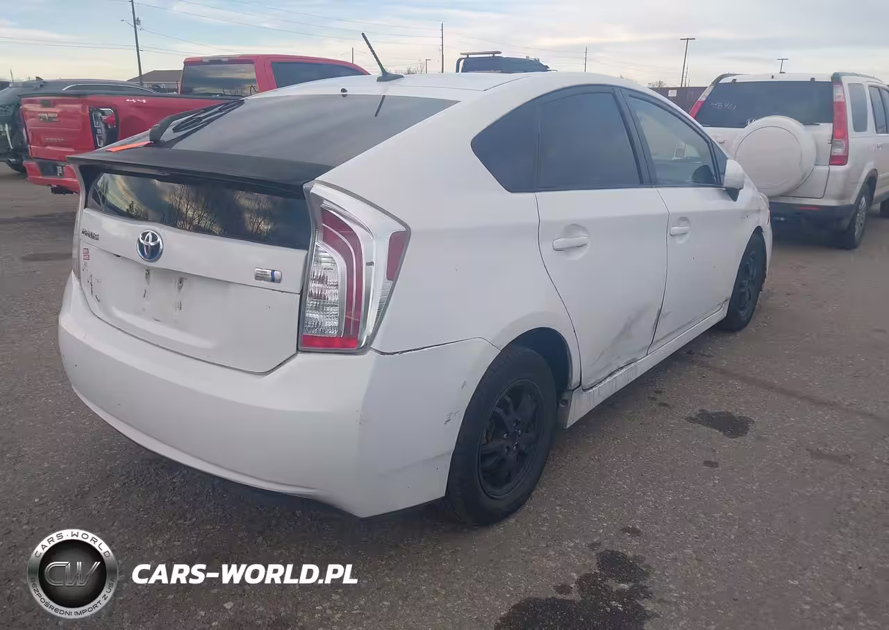 2012 Toyota Prius Three VIN:JTDKN3DU2C1530770 - 4