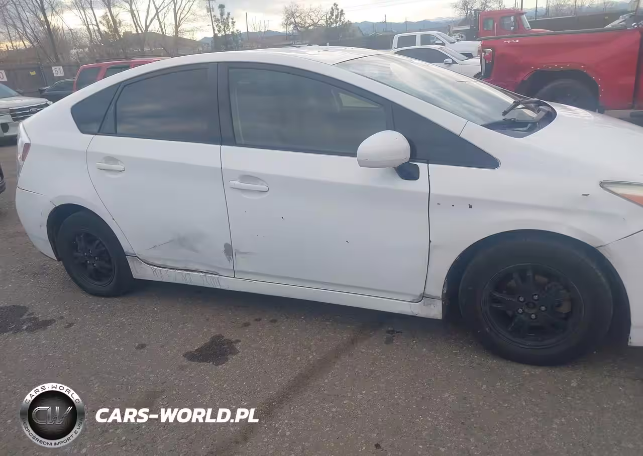 2012 Toyota Prius Three VIN:JTDKN3DU2C1530770 - 6
