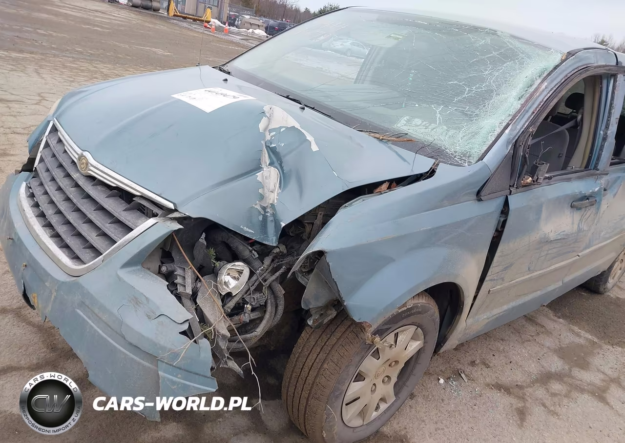 2008 Chrysler Town & Country Lx VIN:2A8HR44H58R139390 - 13