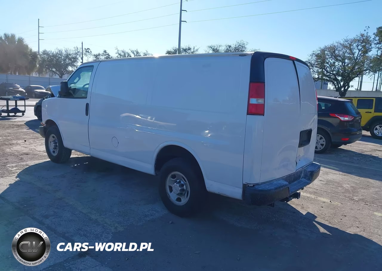 2019 Chevrolet Express 2500 Work Van VIN:1GCWGAFP9K1194301 - 3
