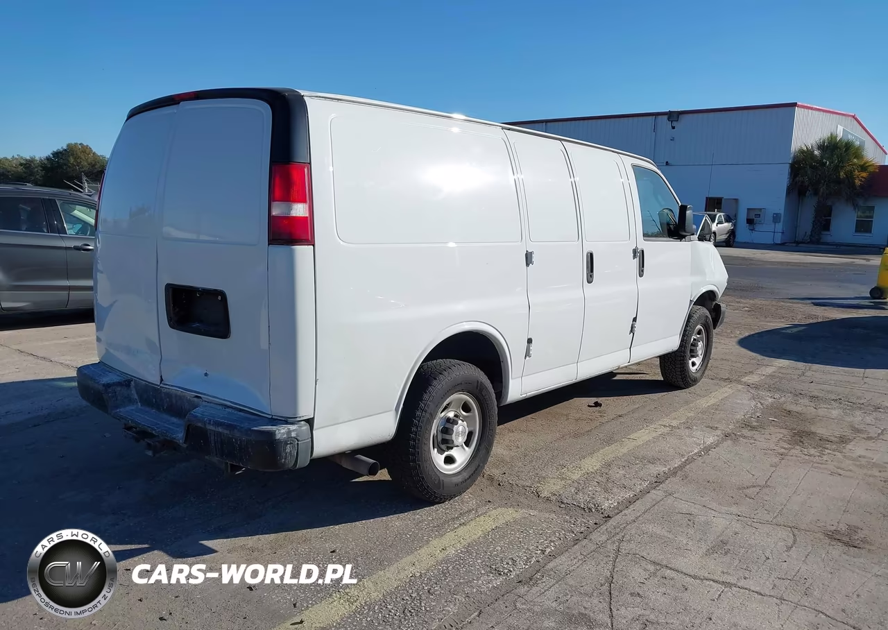 2019 Chevrolet Express 2500 Work Van VIN:1GCWGAFP9K1194301 - 4