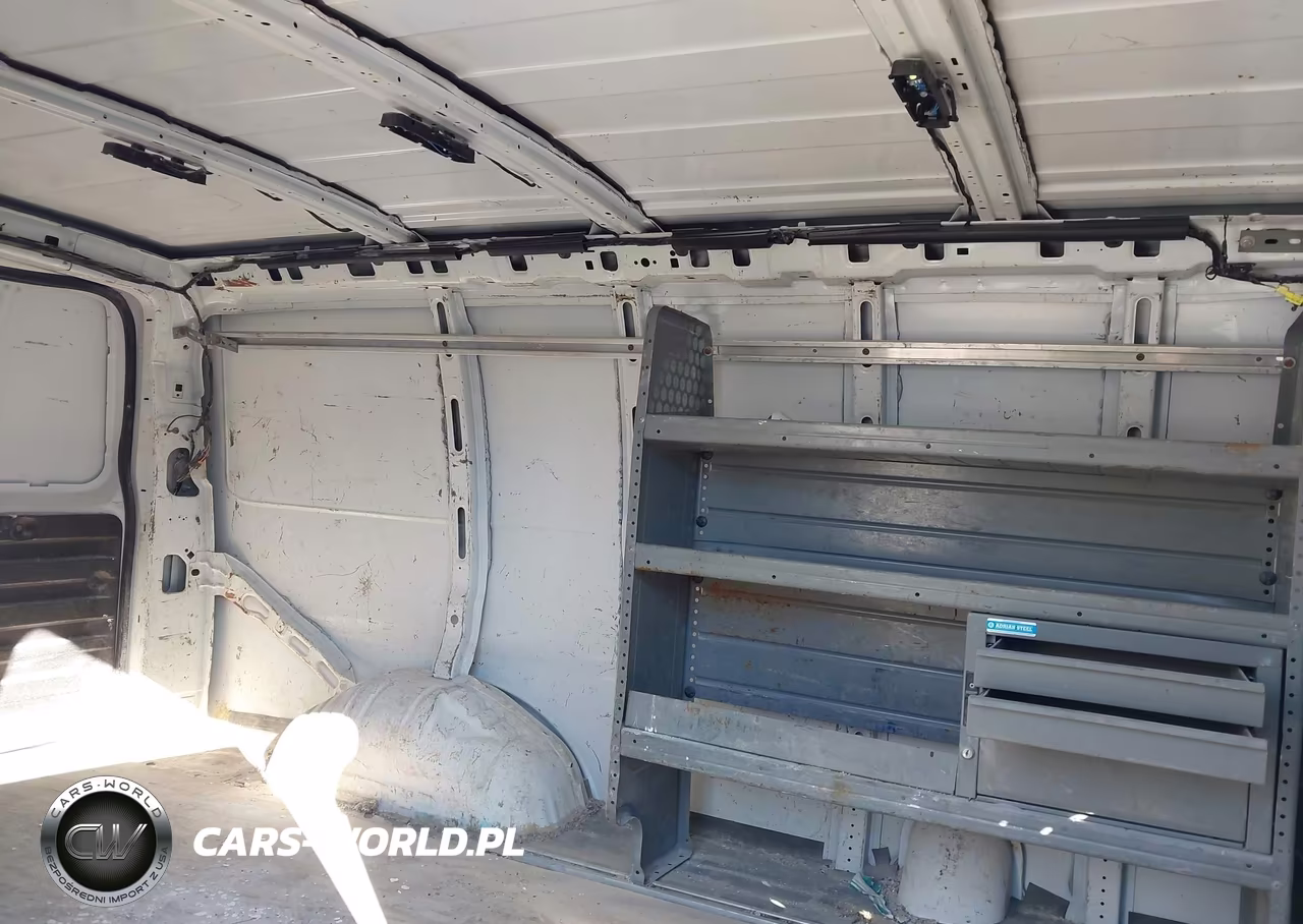 2019 Chevrolet Express 2500 Work Van VIN:1GCWGAFP9K1194301 - 8