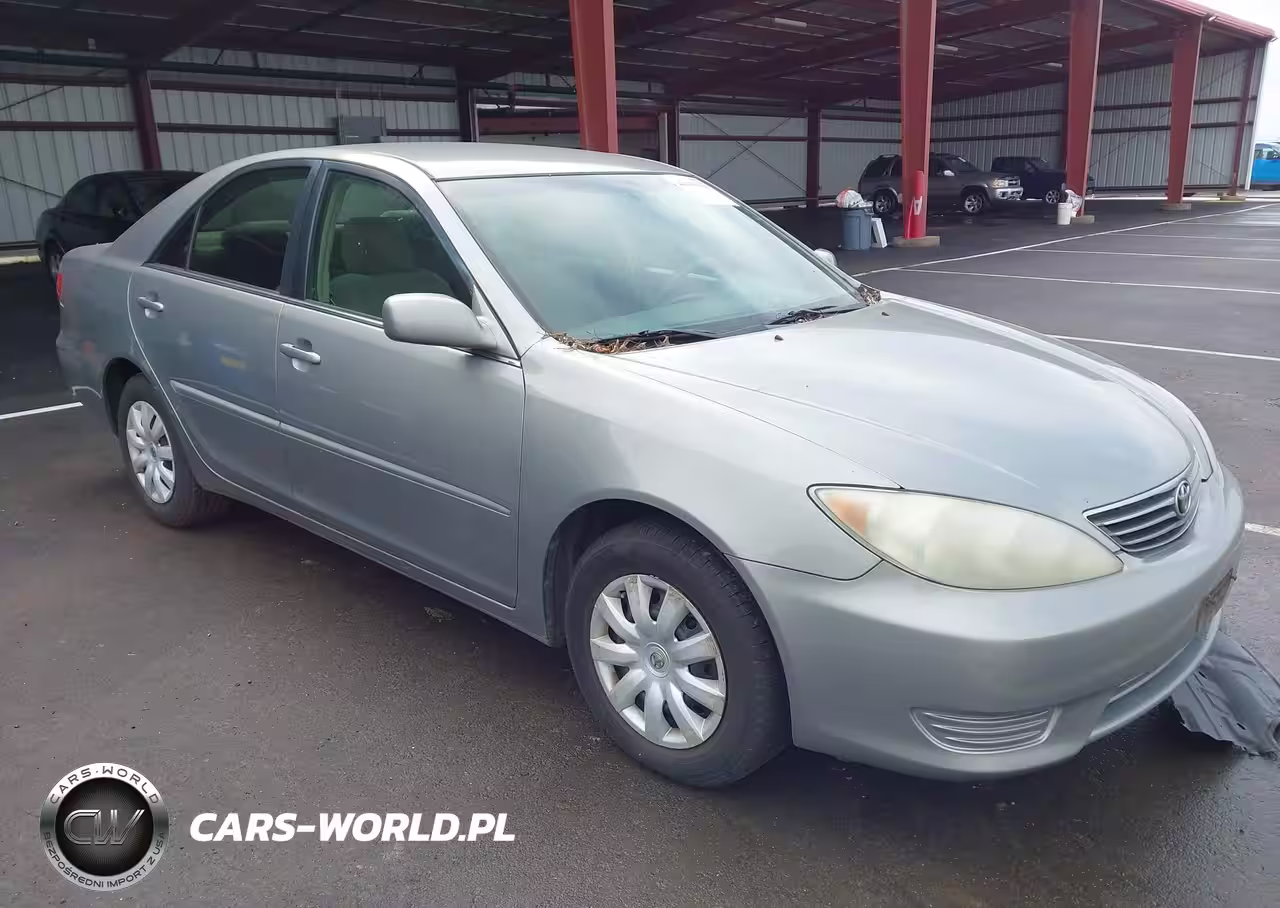 2005 Toyota Camry Le