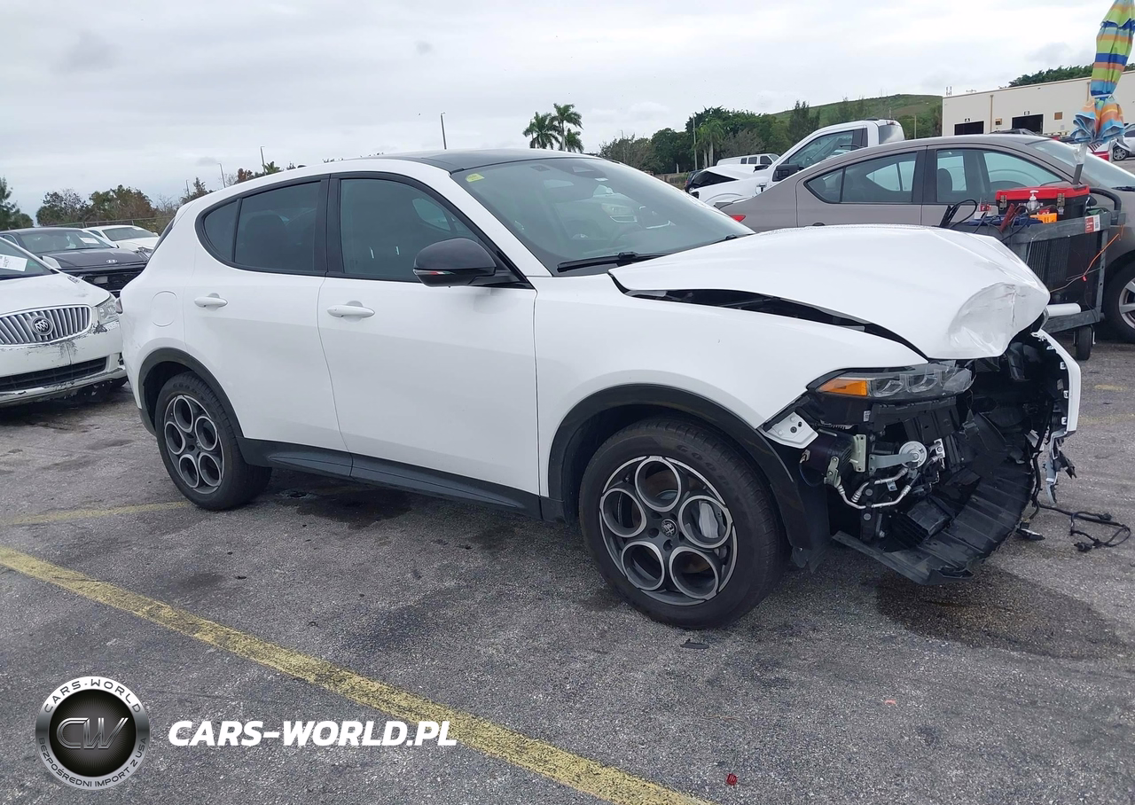 2025 Alfa Romeo Tonale Eawd