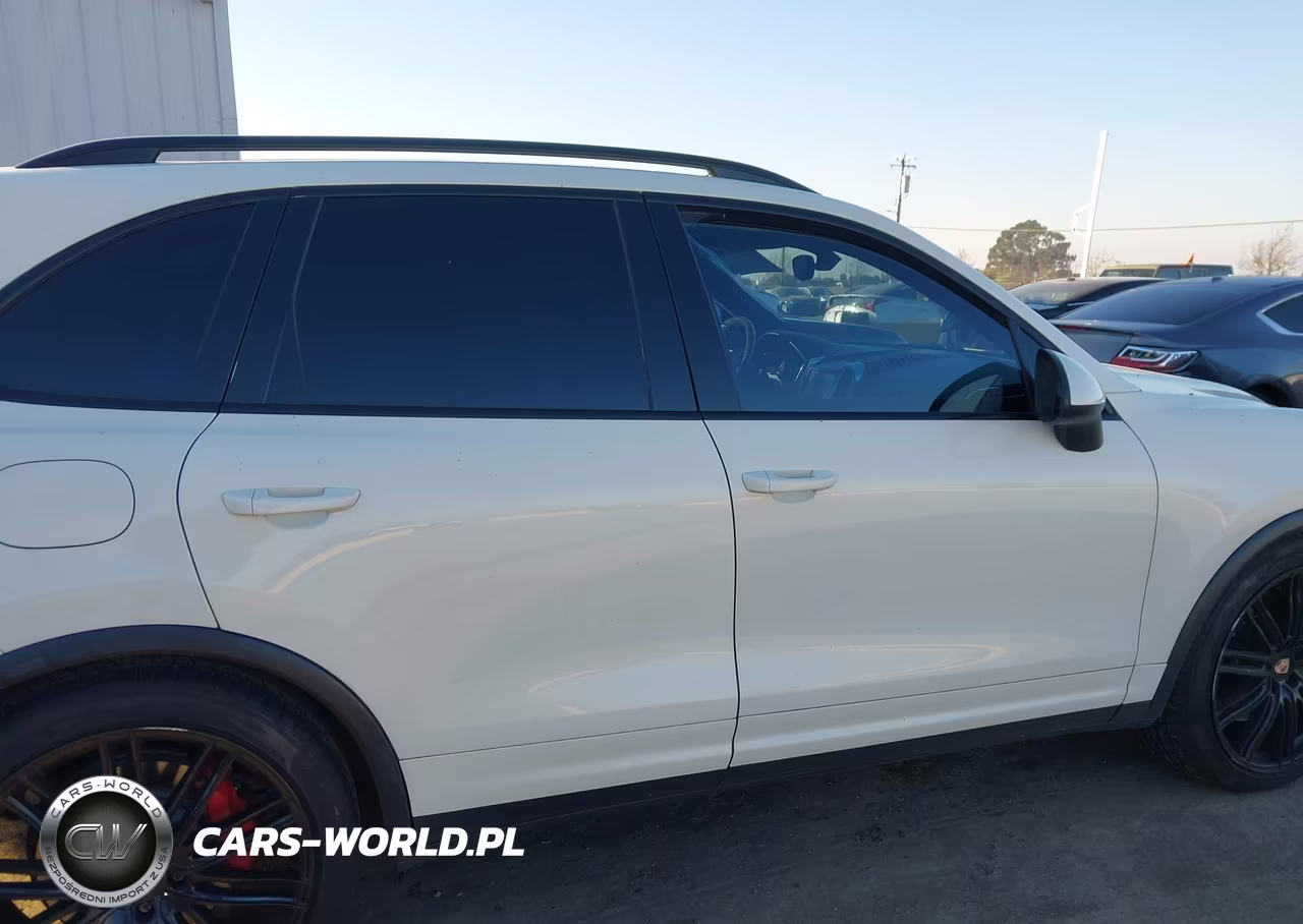 2012 Porsche Cayenne Turbo VIN:WP1AC2A20CLA80196 - 13