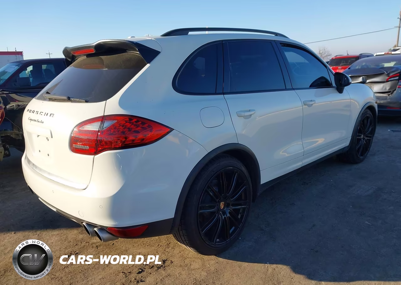 2012 Porsche Cayenne Turbo VIN:WP1AC2A20CLA80196 - 4