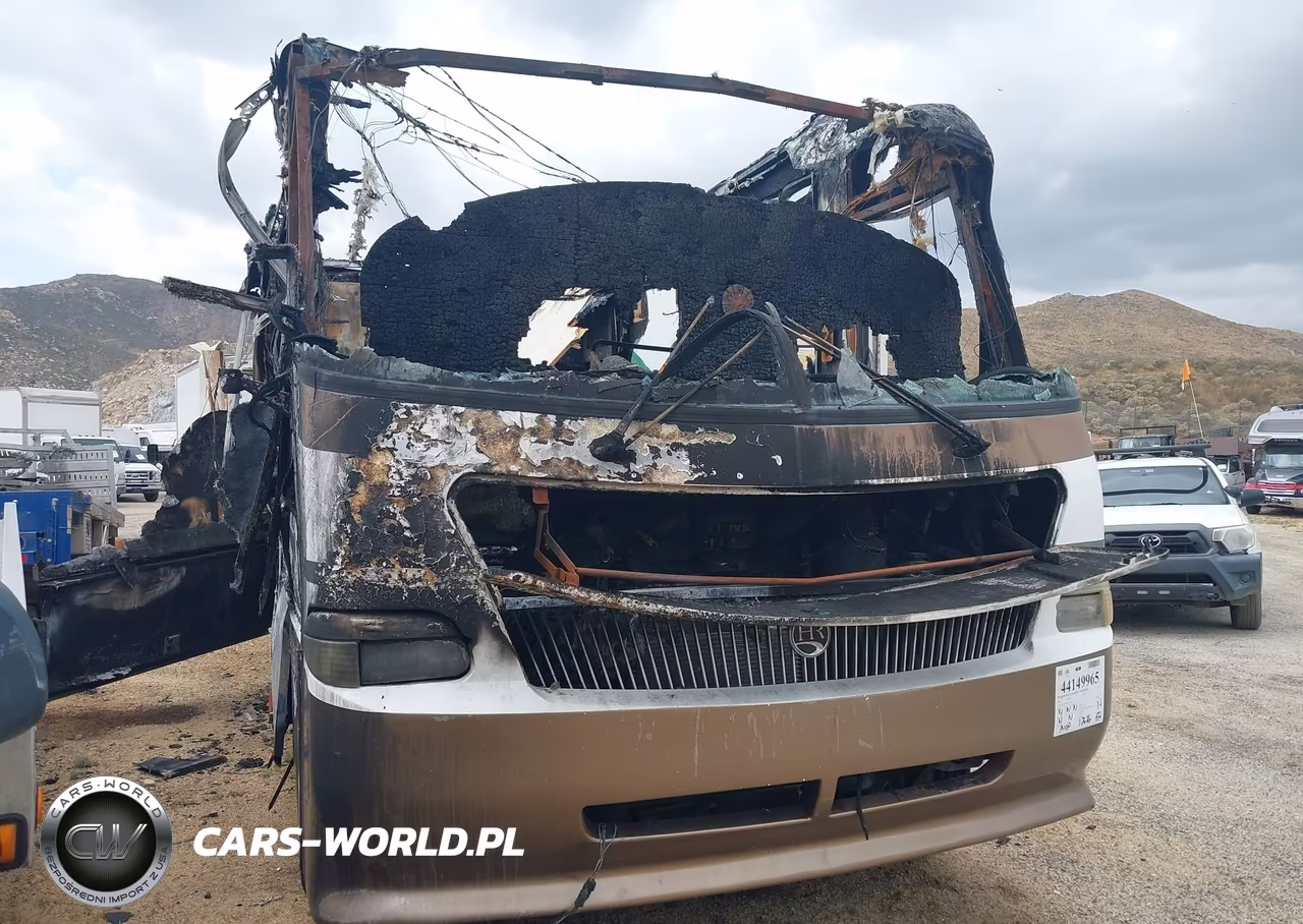 2001 Ford F550 Super Duty Stripped Chass – zdjęcie 1 z 18