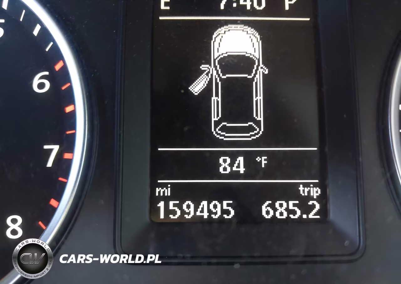 2014 Volkswagen Tiguan S VIN:WVGAV3AX6EW521808 - 15