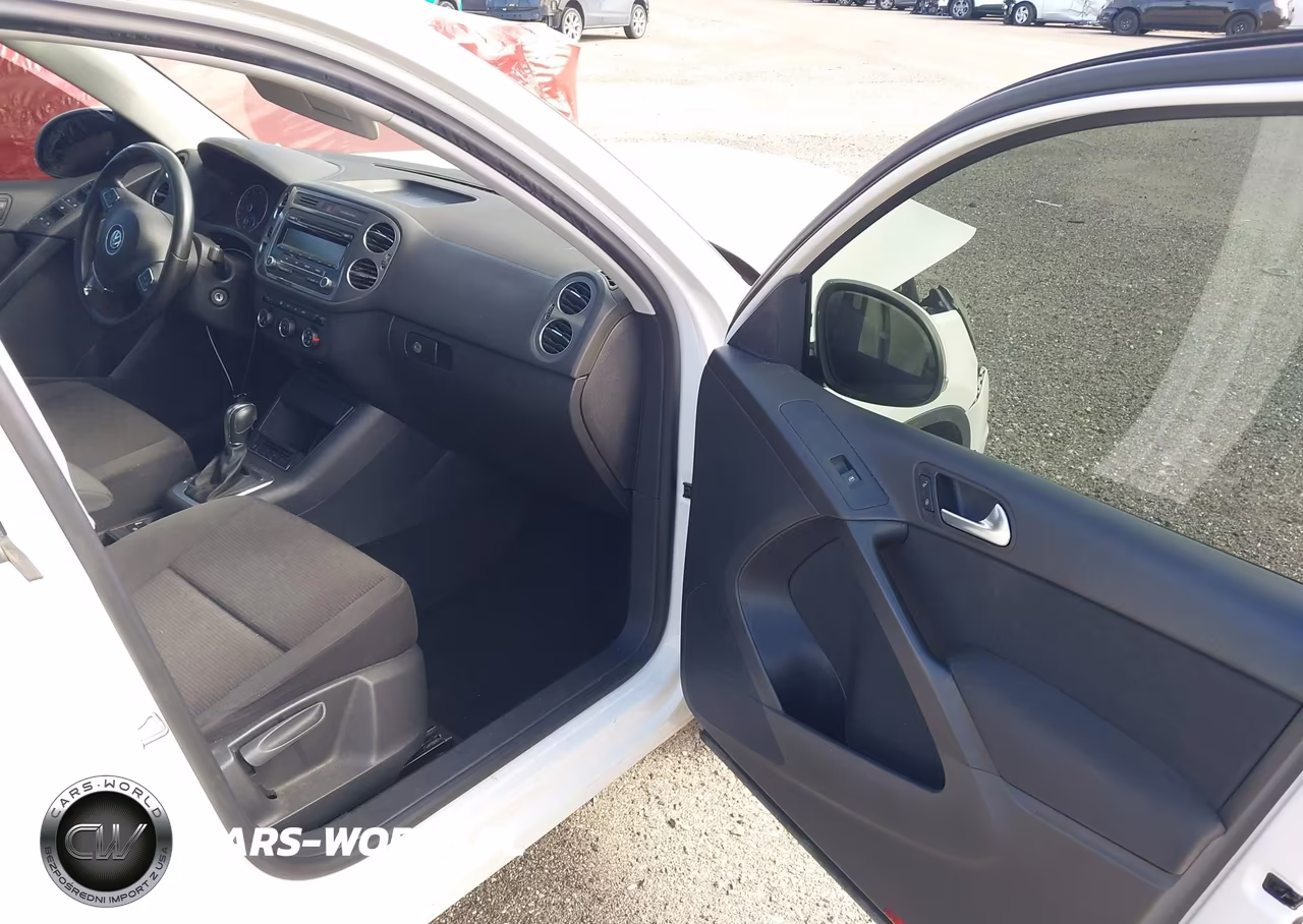 2014 Volkswagen Tiguan S VIN:WVGAV3AX6EW521808 - 5