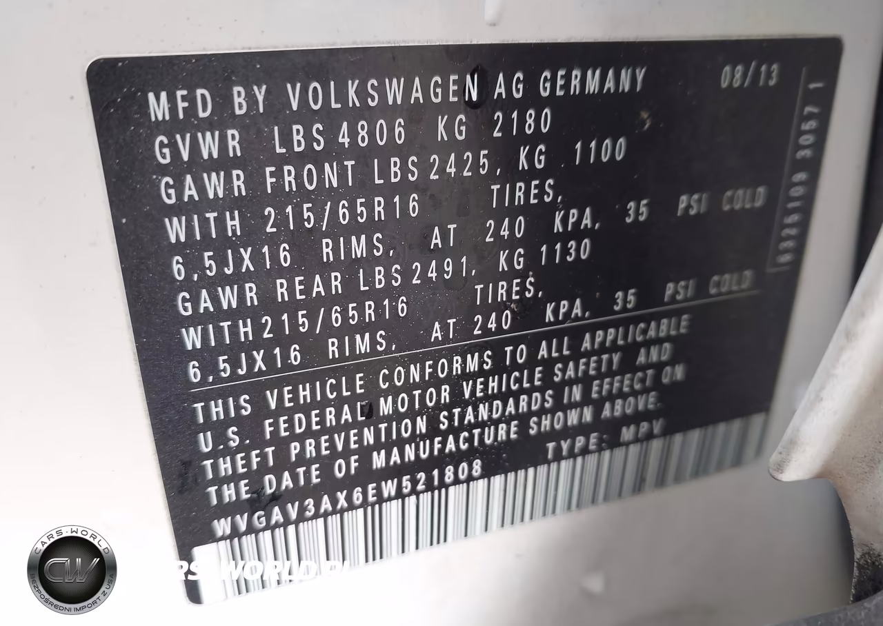 2014 Volkswagen Tiguan S VIN:WVGAV3AX6EW521808 - 9