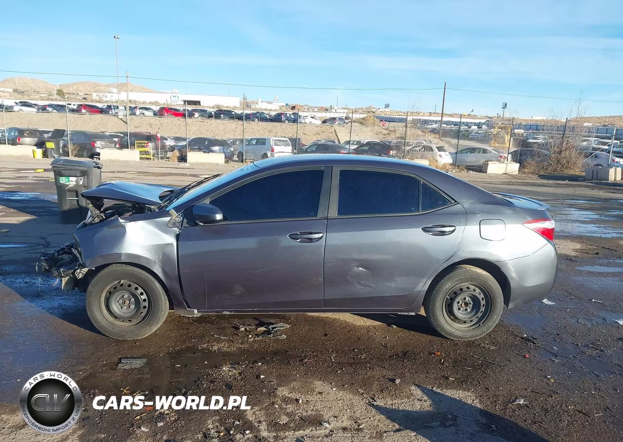 2015 Toyota Corolla Le Eco VIN:5YFBPRHE3FP180212 - 14