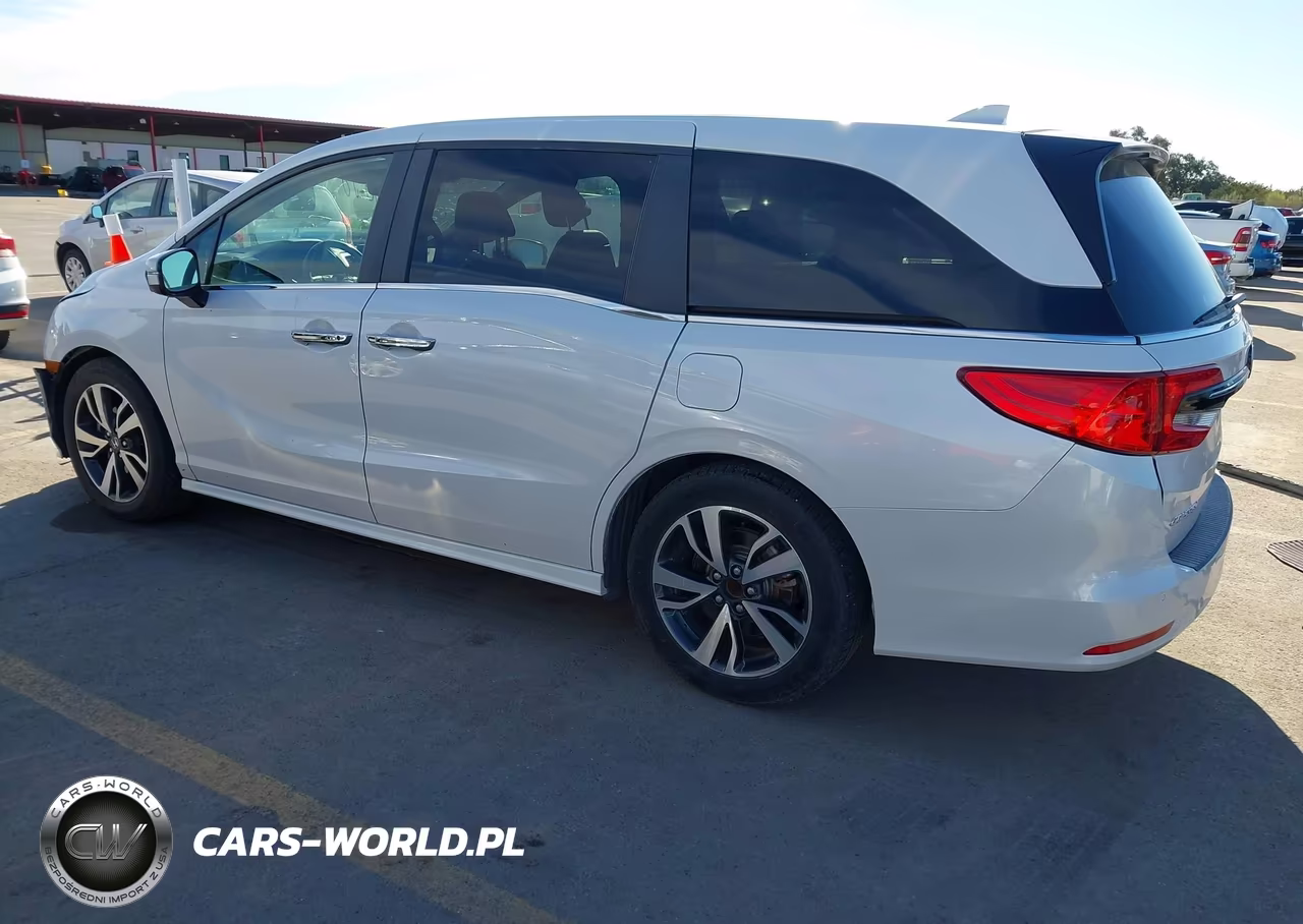 2023 Honda Odyssey Touring VIN:5FNRL6H84PB061570 - 15