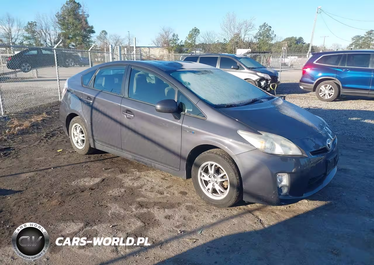 2011 Toyota Prius Two