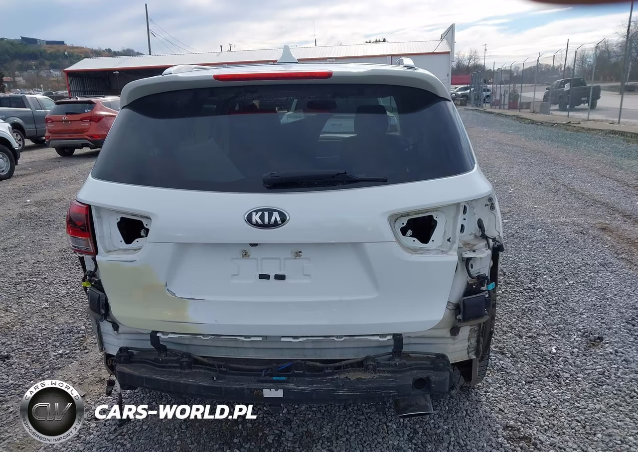 2016 Kia Sorento 3.3L Sx VIN:5XYPKDA52GG173419 - 17