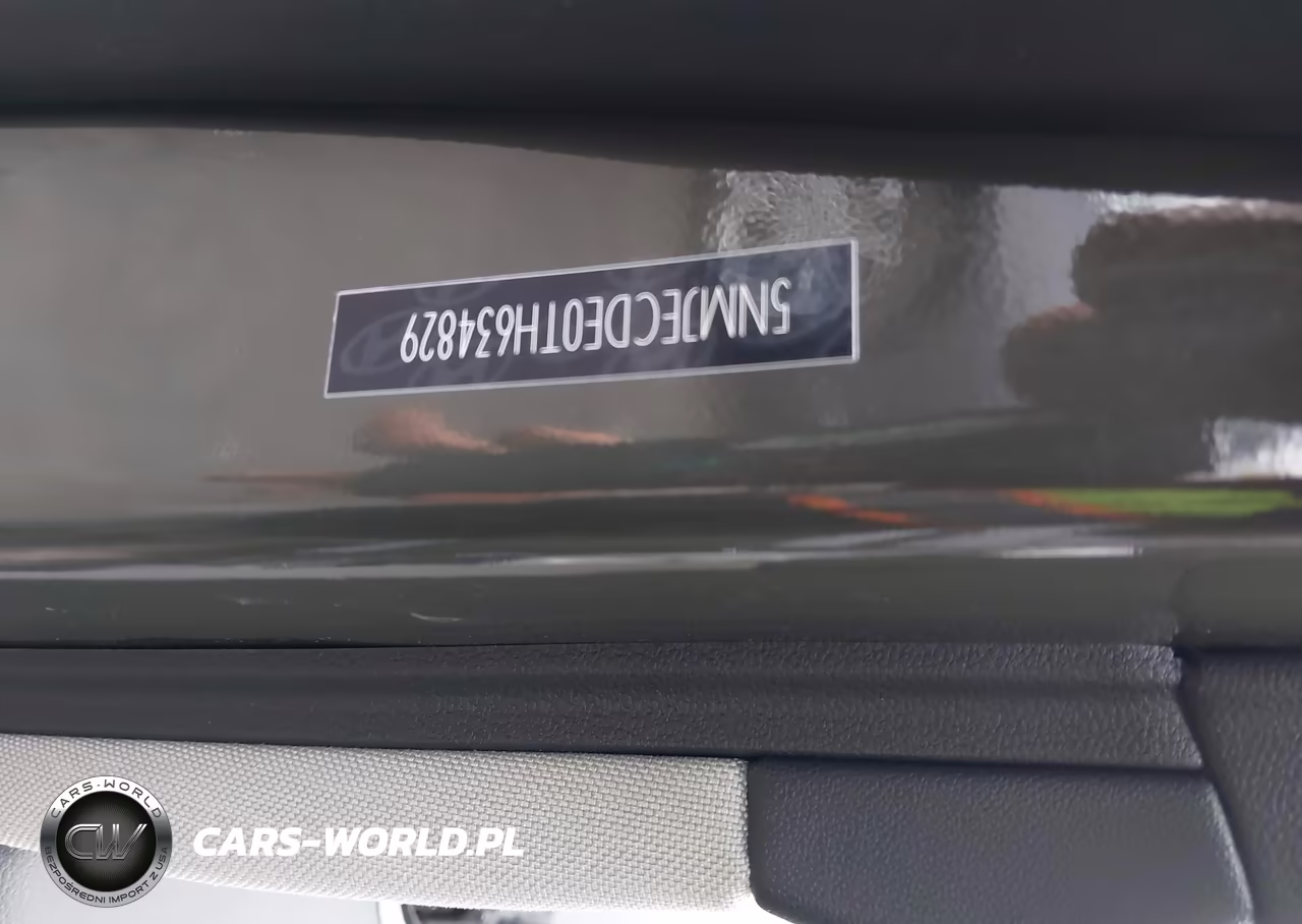 2026 Hyundai Tucson Limited VIN:5NMJECDE0TH634829 - 9