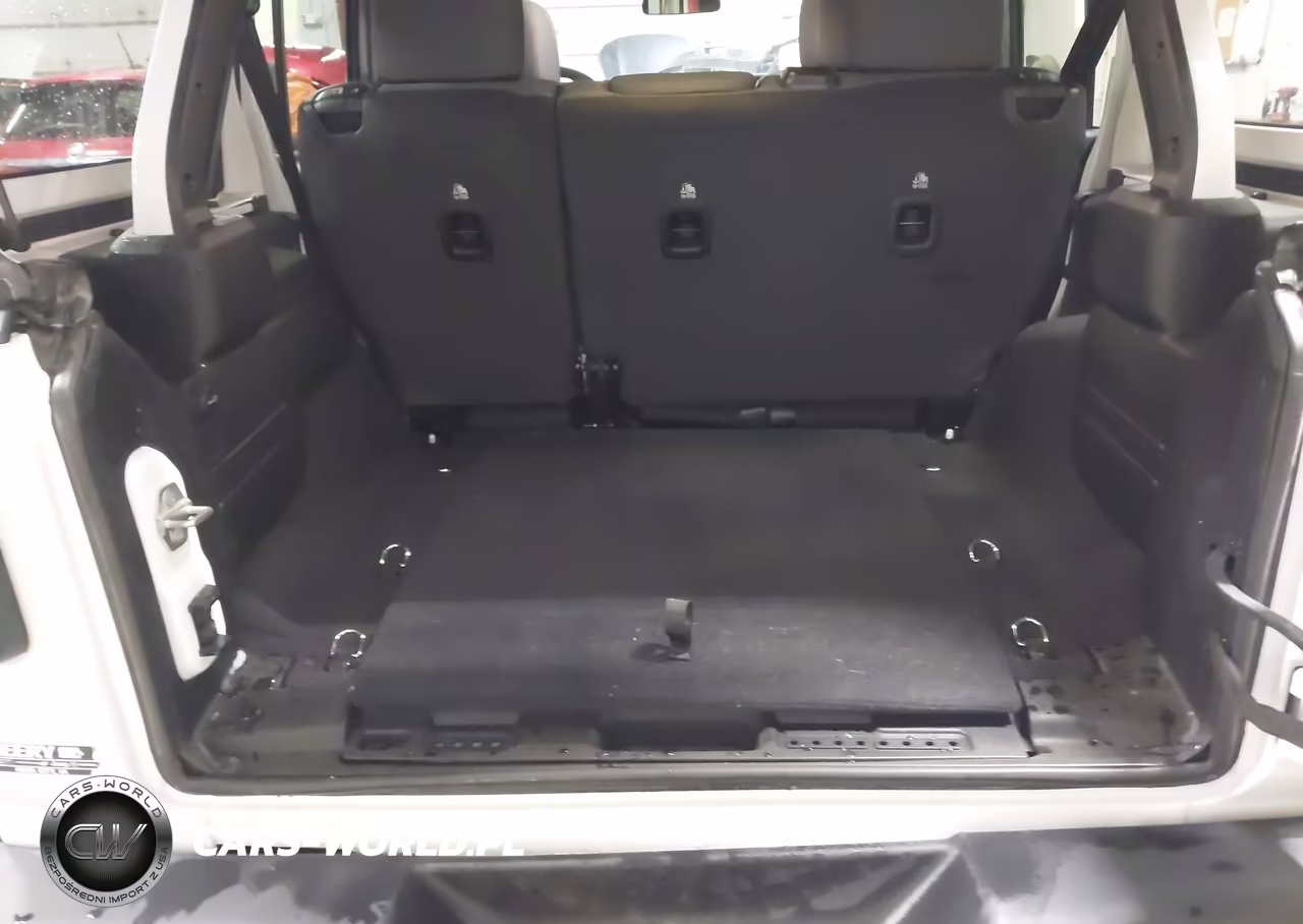 2024 Jeep Wrangler 4-Door Sport S 4X4 VIN:1C4PJXDG5RW357440 - 17