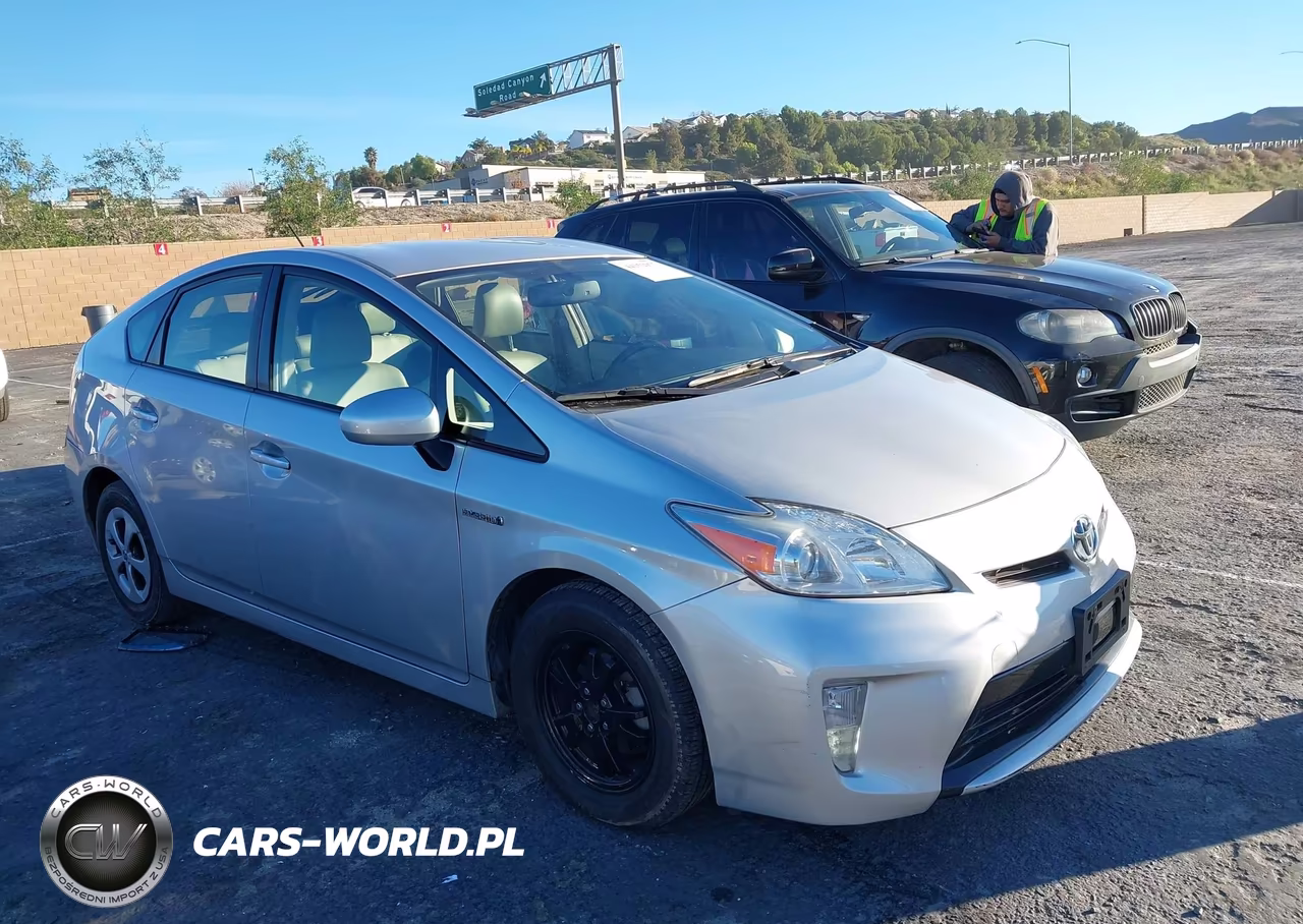 2012 Toyota Prius Four – zdjęcie 1 z 16