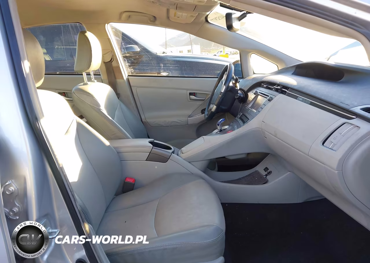 2012 Toyota Prius Four VIN:JTDKN3DU4C5511288 - 5