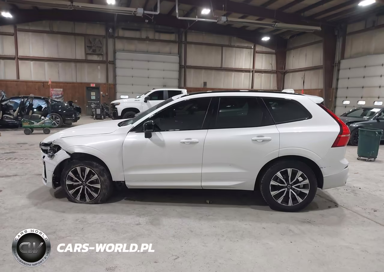 2024 Volvo Xc60 B5 Core Dark Theme VIN:YV4L12RK5R1783587 - 14