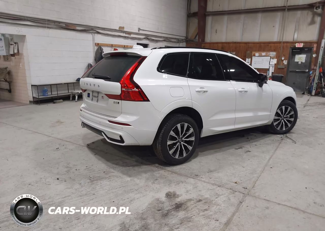 2024 Volvo Xc60 B5 Core Dark Theme VIN:YV4L12RK5R1783587 - 4