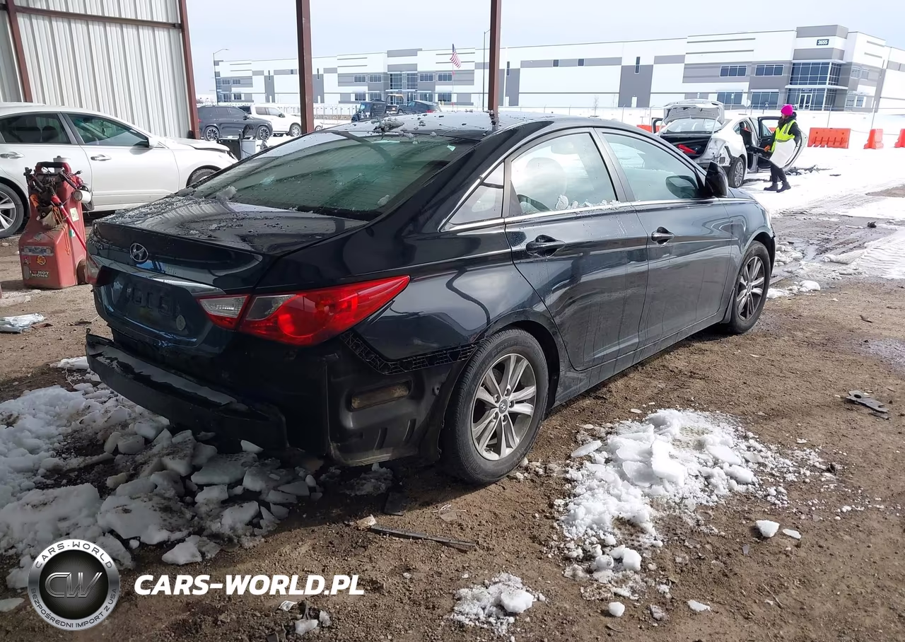 2013 Hyundai Sonata Gls VIN:5NPEB4AC4DH662530 - 4