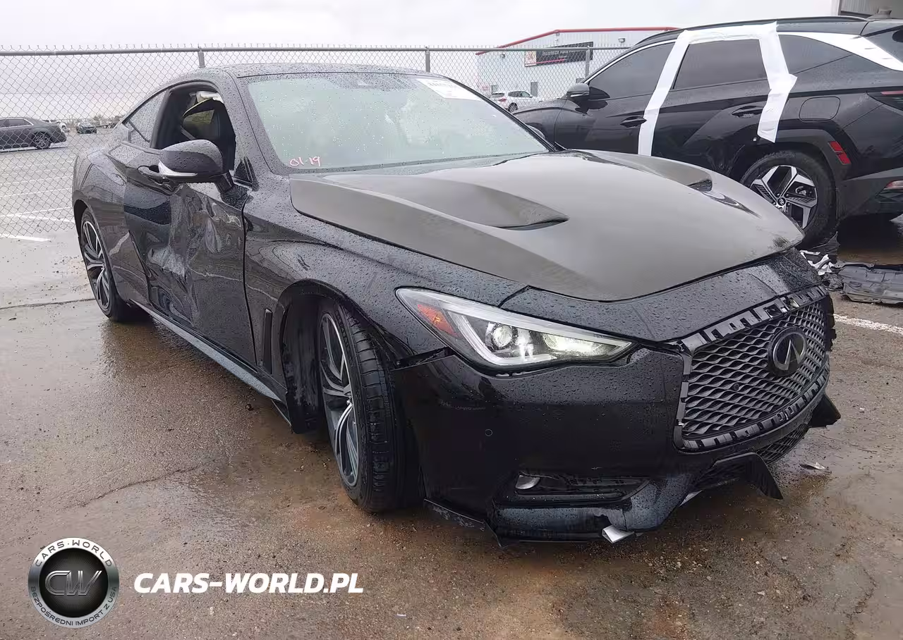 2022 Infiniti Q60 Luxe