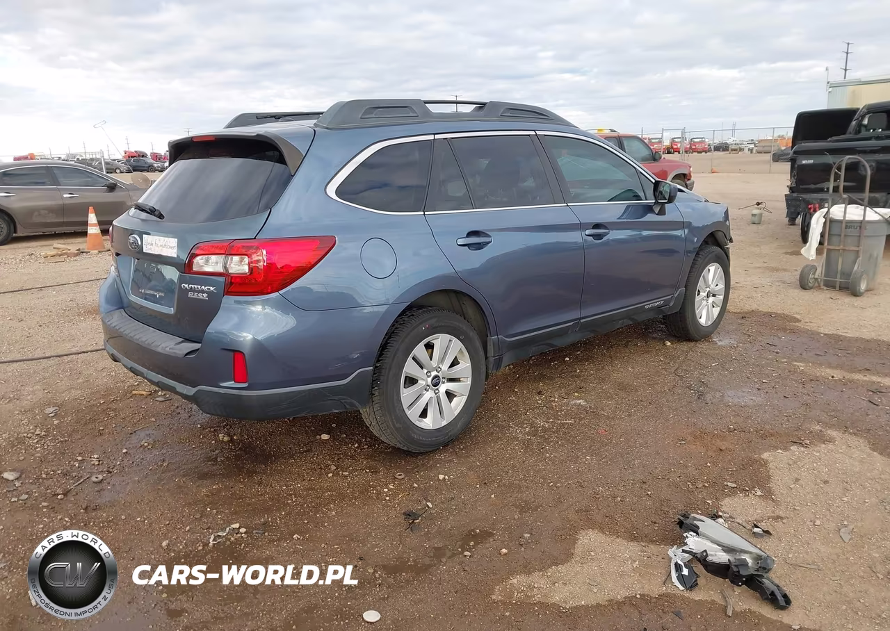 2015 Subaru Outback 2.5I Premium VIN:4S4BSACC4F3348384 - 4