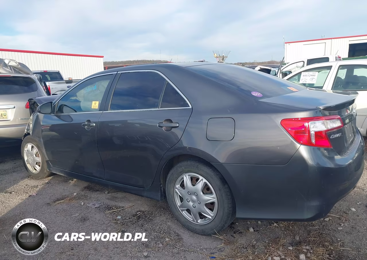 2014 Toyota Camry Se VIN:4T1BF1FK5EU347910 - 13