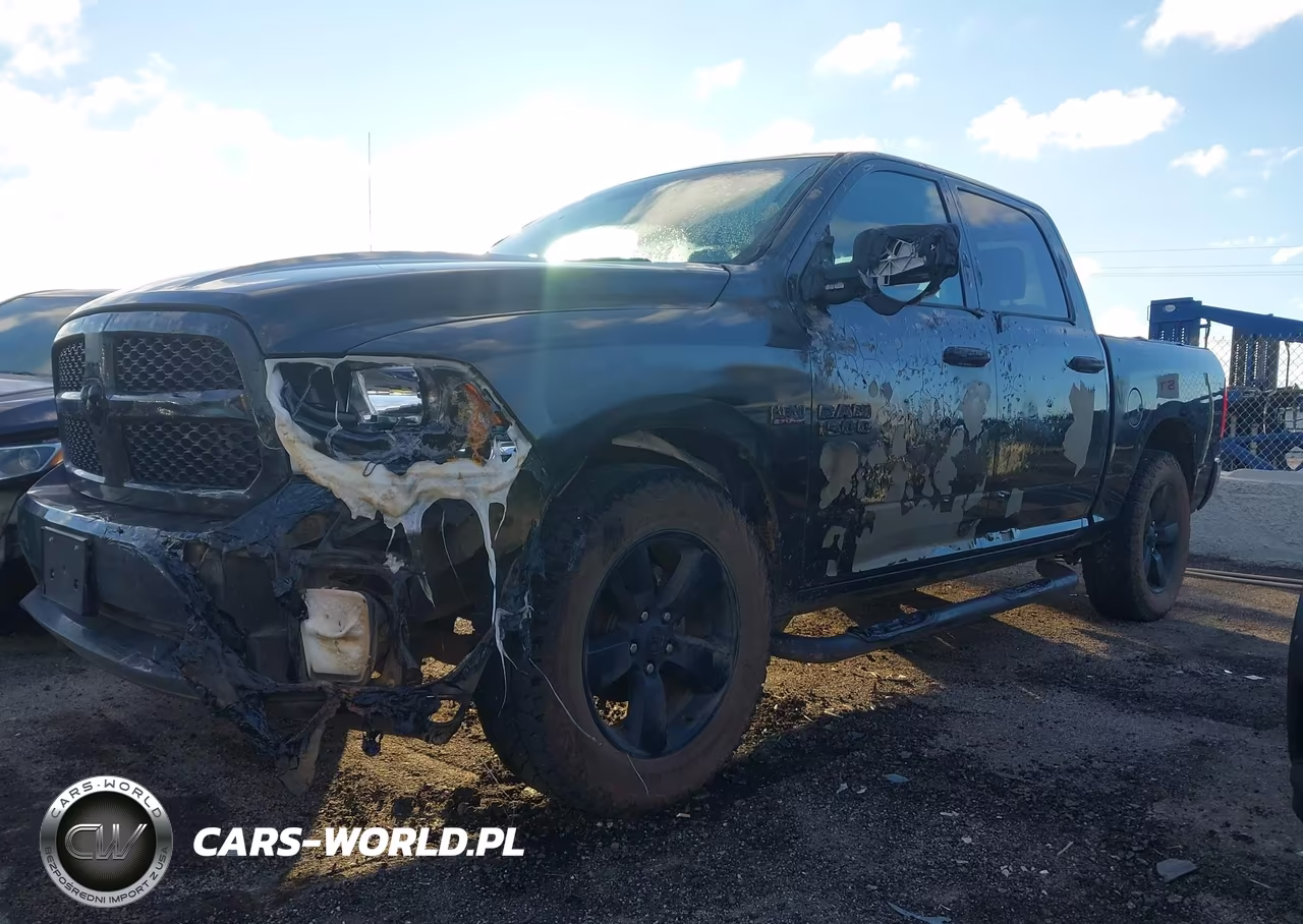 2018 Ram 1500 Express 4X2 5'7 Box VIN:1C6RR6KT3JS295311 - 2