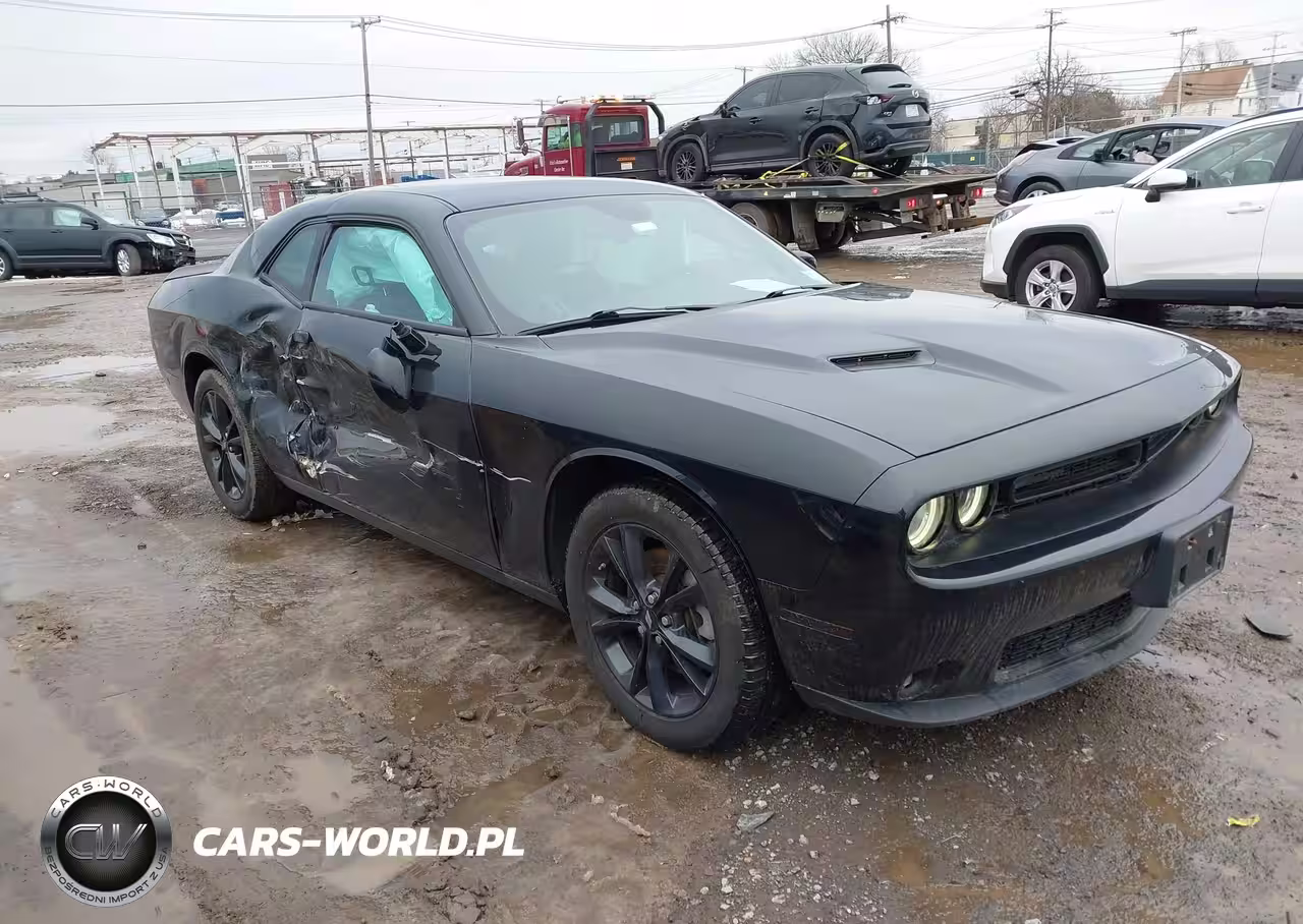 2022 Dodge Challenger Sxt Awd