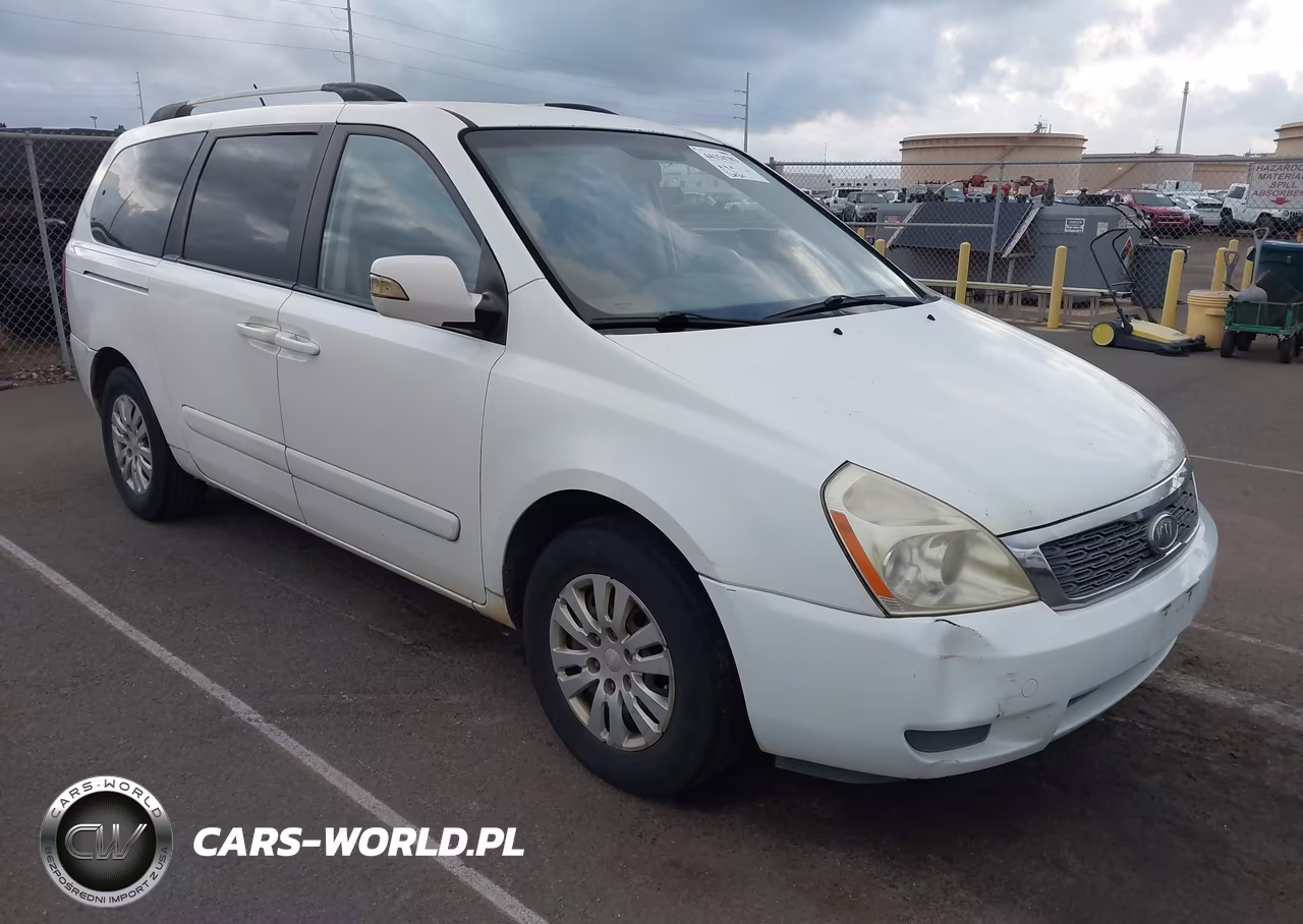 2012 Kia Sedona Lx