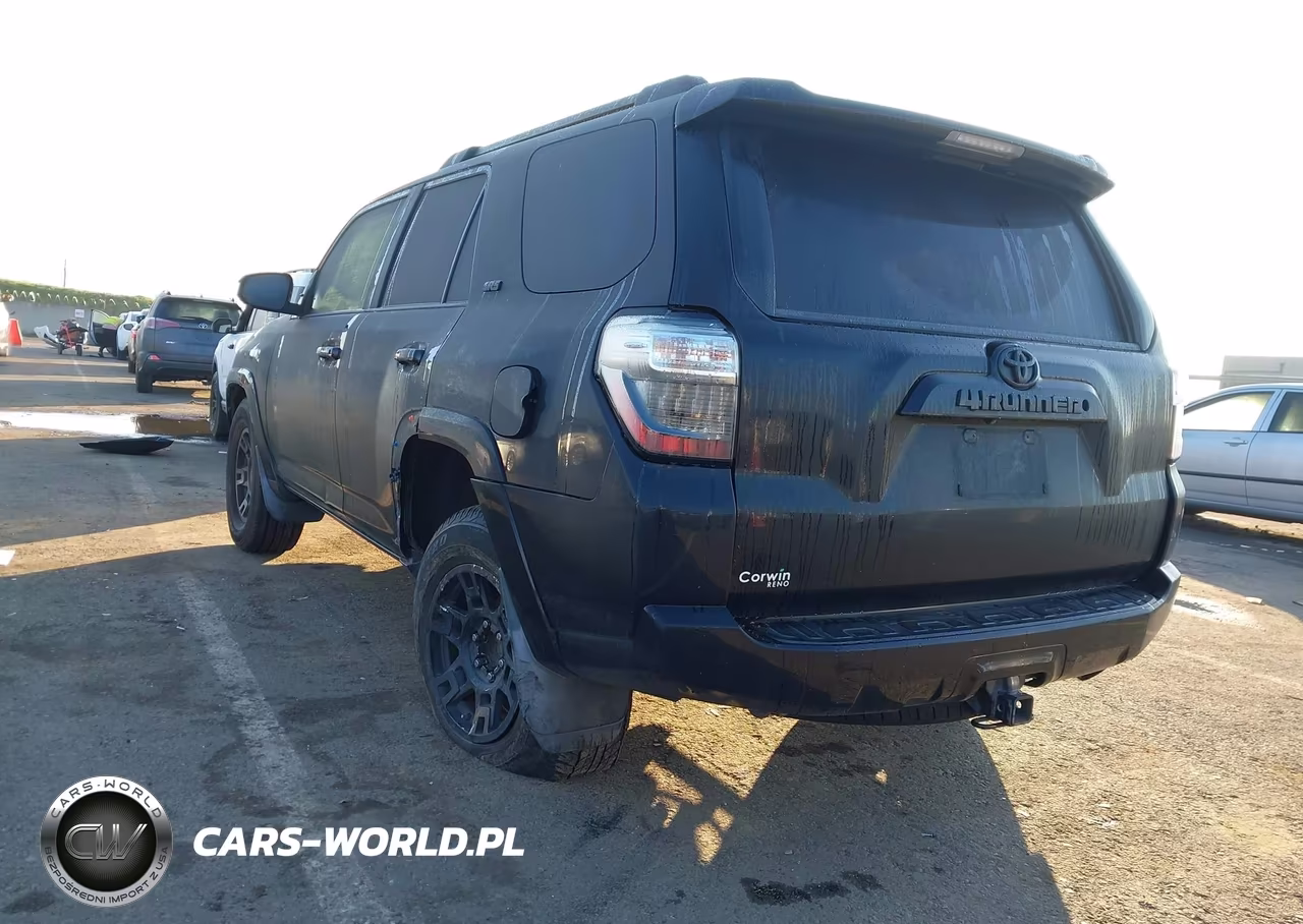 2019 Toyota 4Runner Sr5 VIN:JTEZU5JR8K5197247 - 3