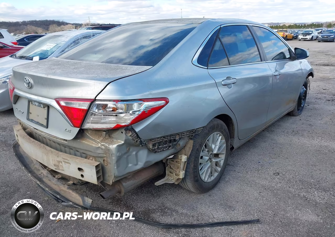 2016 Toyota Camry Le VIN:4T4BF1FK2GR567160 - 4