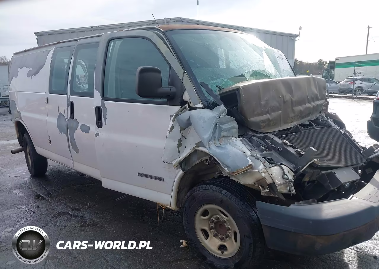 2005 GMC Savana Standard