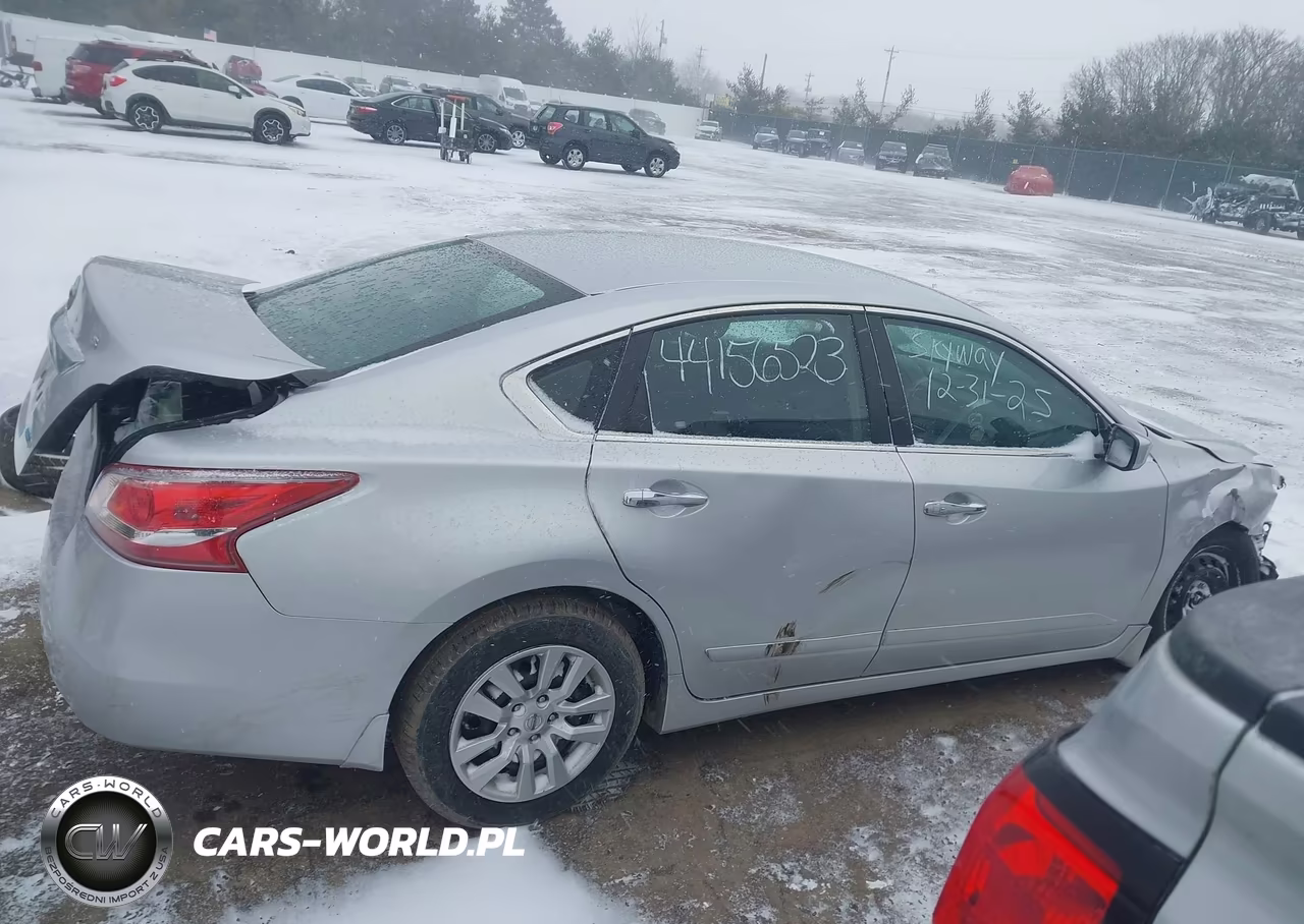 2013 Nissan Altima 2.5 S VIN:1N4AL3AP5DC272479 - 13