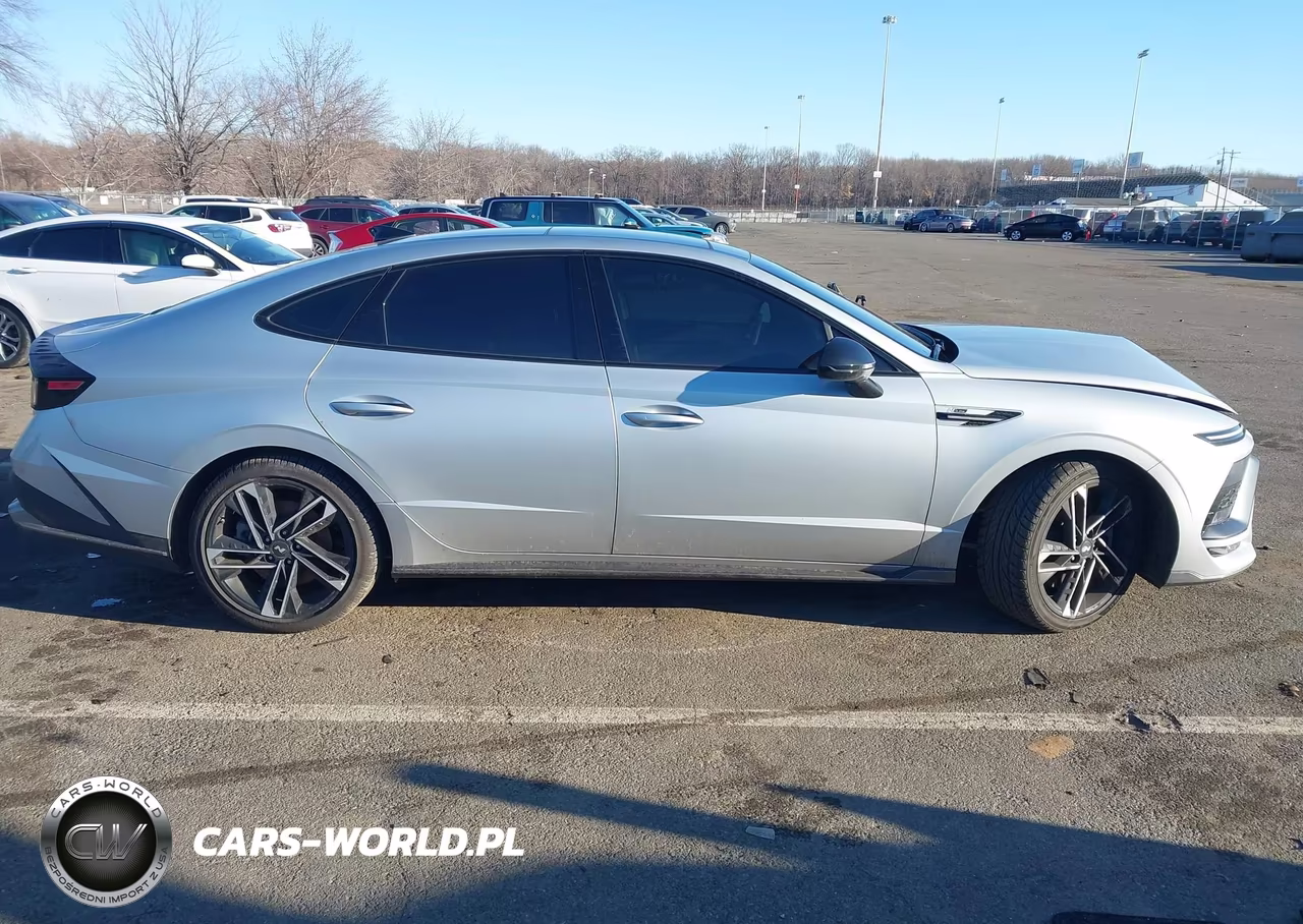 2025 Hyundai Sonata N Line VIN:KMHL54JC8SA505792 - 13