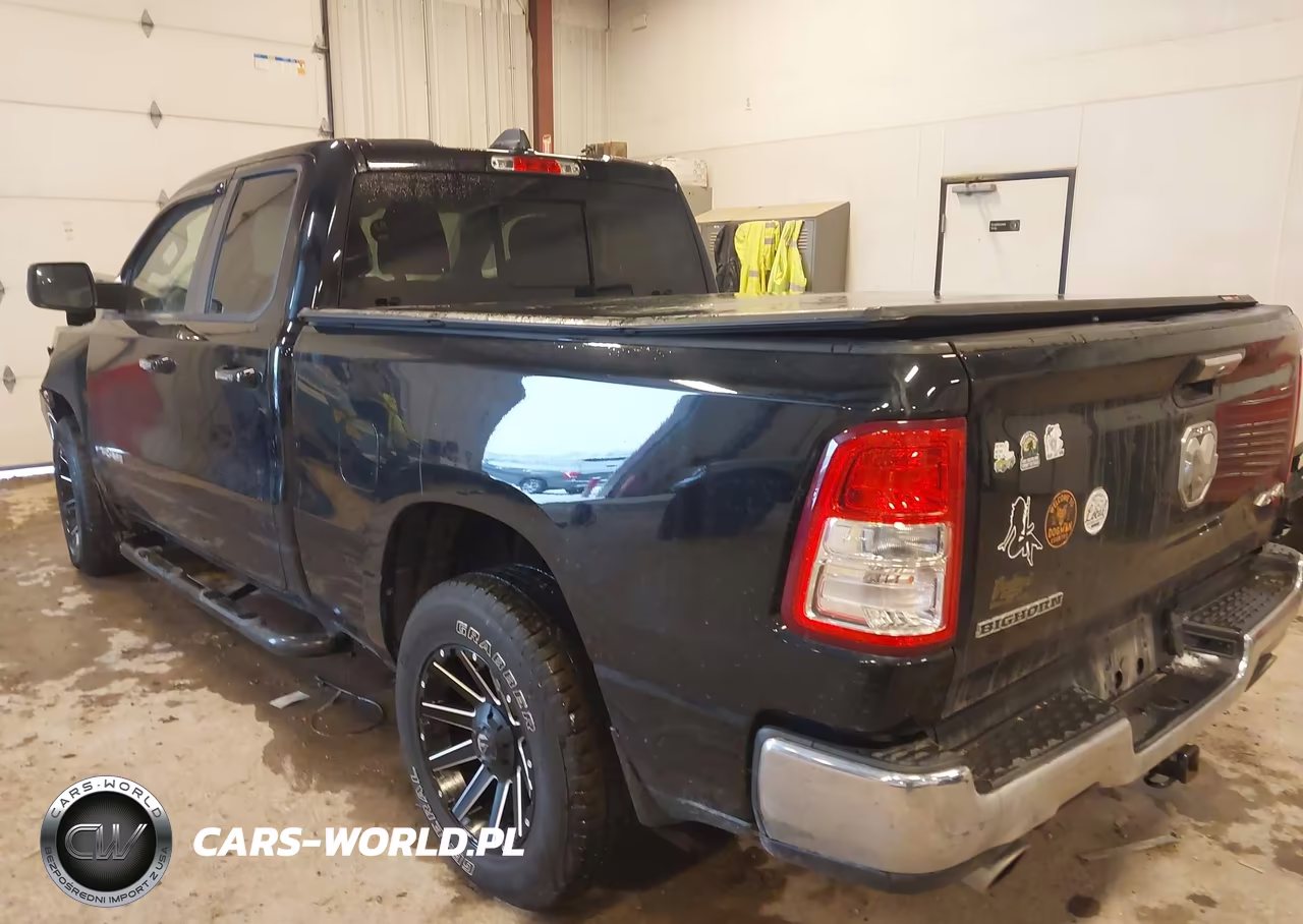 2020 Ram 1500 Big Horn 4X4 6'4 Box VIN:1C6SRFBT9LN218042 - 3